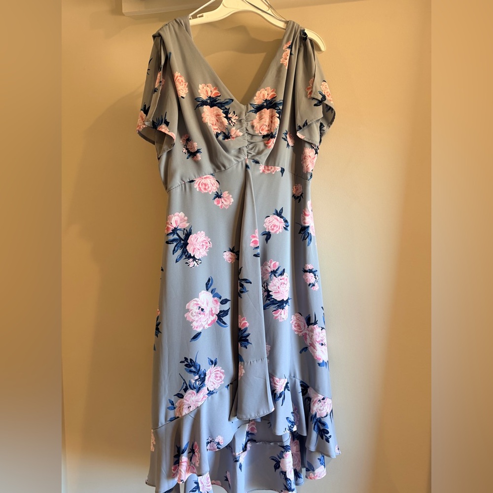 Candie's Asymmetrical Gray and Pink Floral Dress